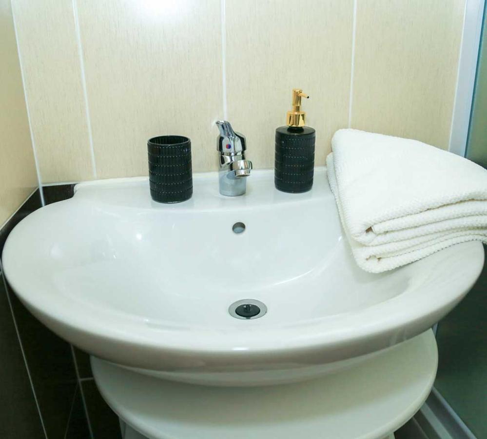Adrian-Apartments-51511-Malinska-Otok-Krk Primorska 21 エクステリア 写真