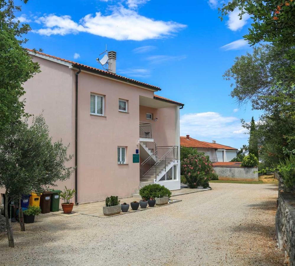 Adrian-Apartments-51511-Malinska-Otok-Krk Primorska 21 エクステリア 写真